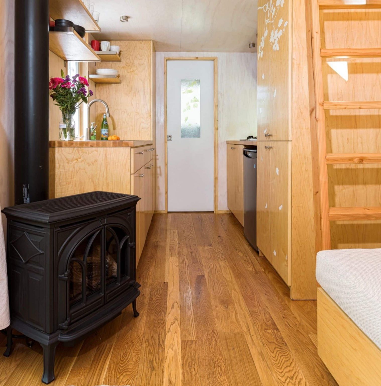 Tiny House 6 METROS ⚡ Reseña y Planos 2020 - Latinys Tiny House