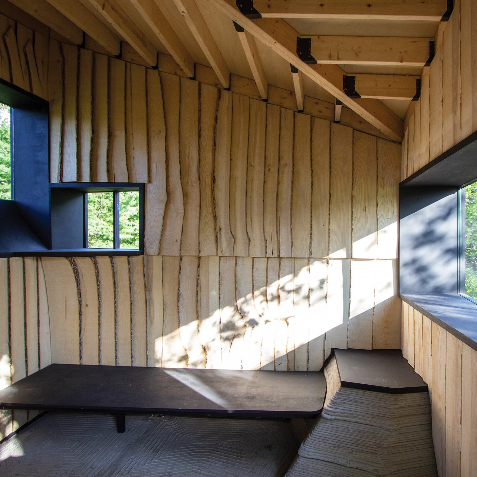 interior mini casa de madera